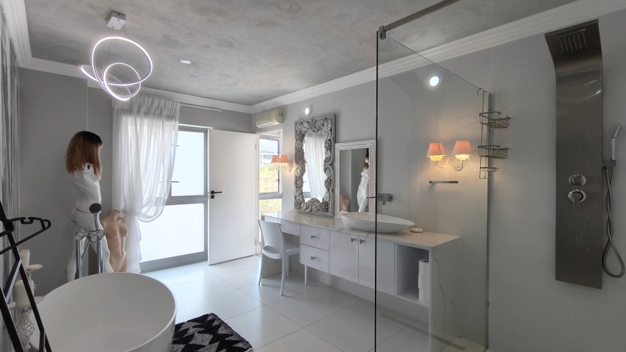 4 Bedroom Property for Sale in Pinnacle Point Golf Estate Western Cape
